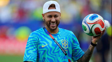 Buenas noticias en Brasil: Neymar se entrenó sobre el campo de juego por primera vez en Estados Unidos