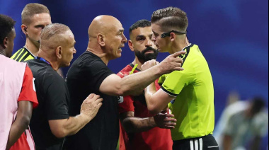 Escándalo en el Mundial: qué dice la denuncia del DT de Egipto a la FIFA tras la derrota contra Argentina