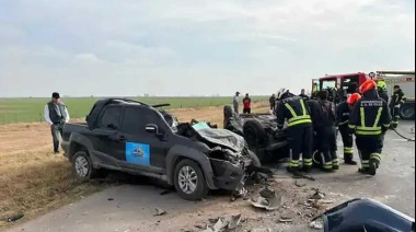 Choque fatal: tres muertos y dos heridos graves tras una colisión entre tres vehículos
