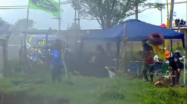 Milagro en el TCR Sout América en Posadas: tras un brutal choque, un neumático impactó contra un espectador