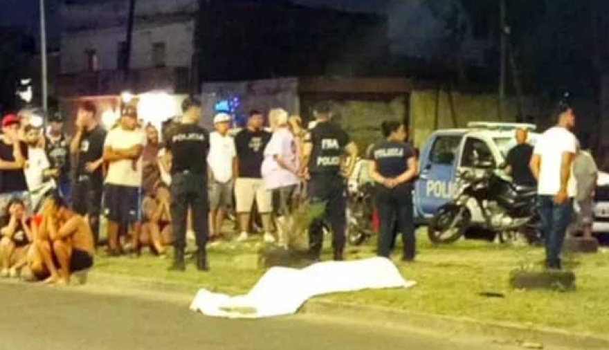 Monte Chingolo: un policía abatió a un delincuente de 14 años que intentó robarle la moto