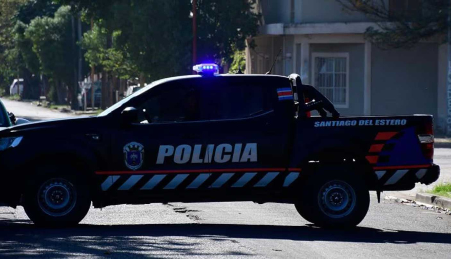 Femicidio en Santiago: asesinó a su expareja de 13 puñaladas delante de sus hijos y luego se quitó la vida