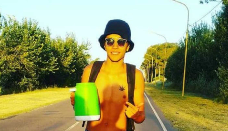 Un joven fue asesinado de un cuchillazo en el cuello a la salida del cumpleaños de su novia en Punta Alta