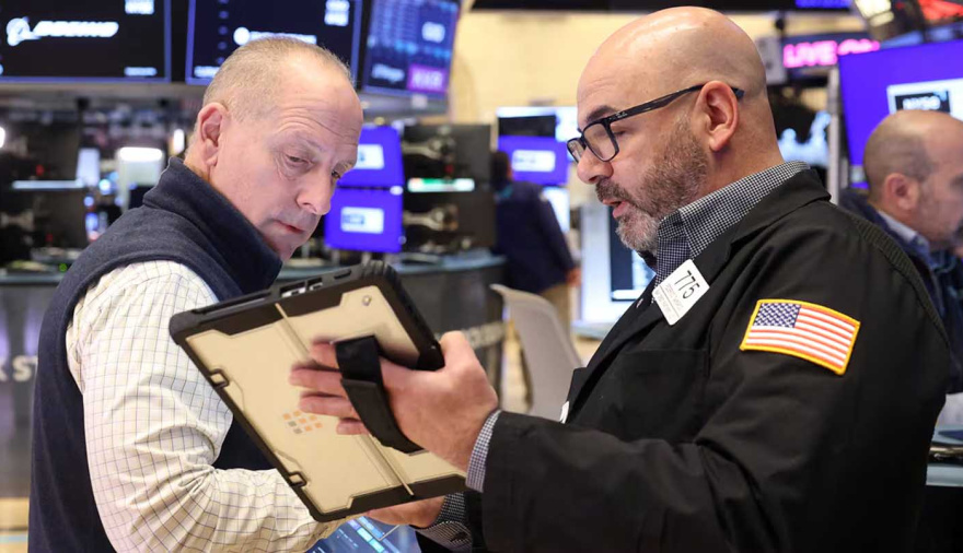 El riesgo país cae por debajo de los 600 puntos y las acciones argentinas suben en Wall Street