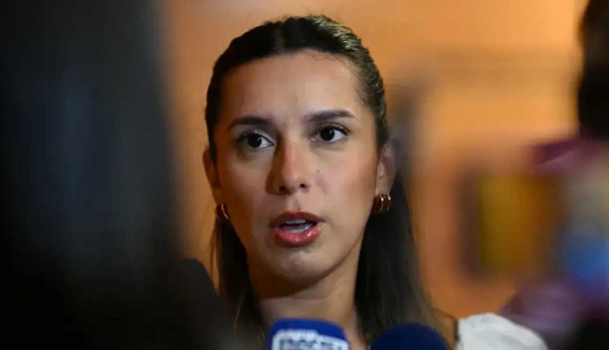 Tras el video de su padre imitando a un mono, Agostina Páez tomó distancia: "Qué horror"