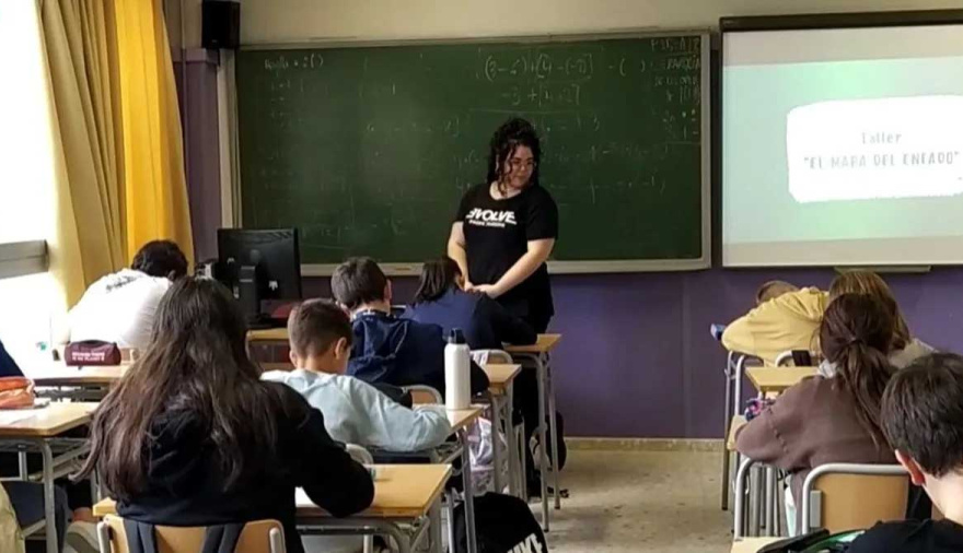 Acoso, bullying y un alumno quemado: la violenta pelea que estalló en el aula de un colegio