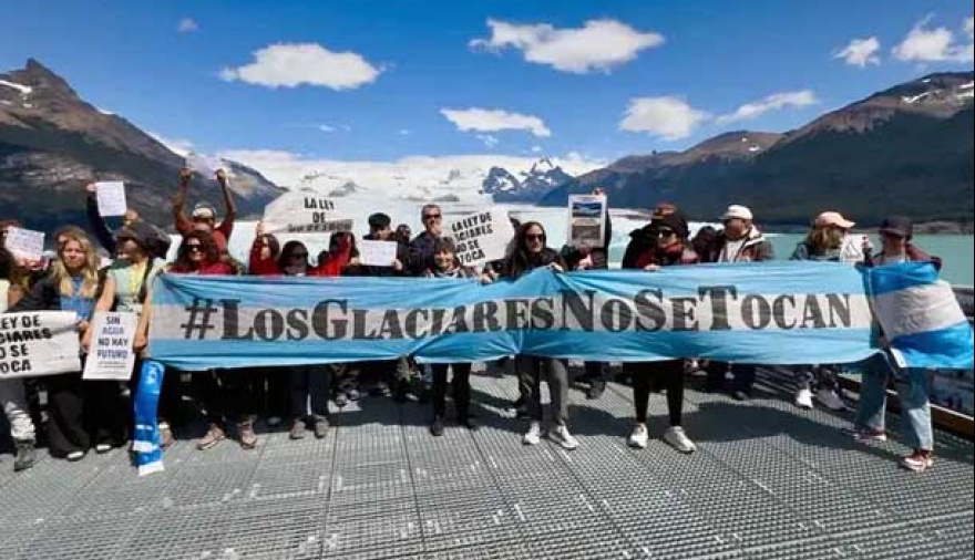 Llaman a una demanda colectiva contra la reforma que aprobó Diputados