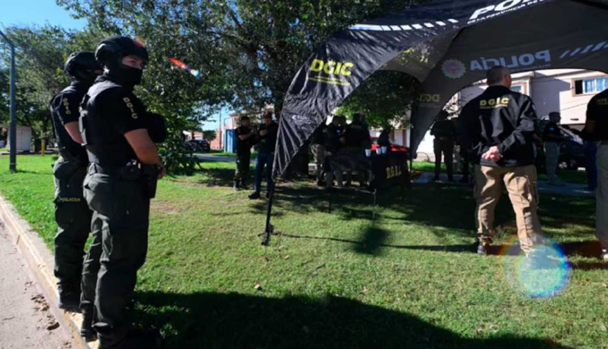 Córdoba cobrará los operativos de seguridad a los padres de alumnos que hagan amenazas de tiroteos en escuelas