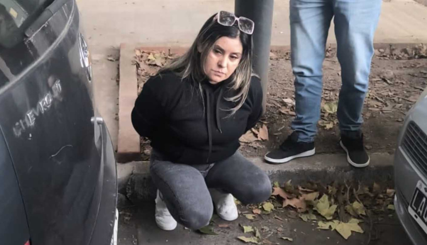 Detuvieron a la docente de plástica que se hacía pasar por médica y atendía en hospitales con un título falso