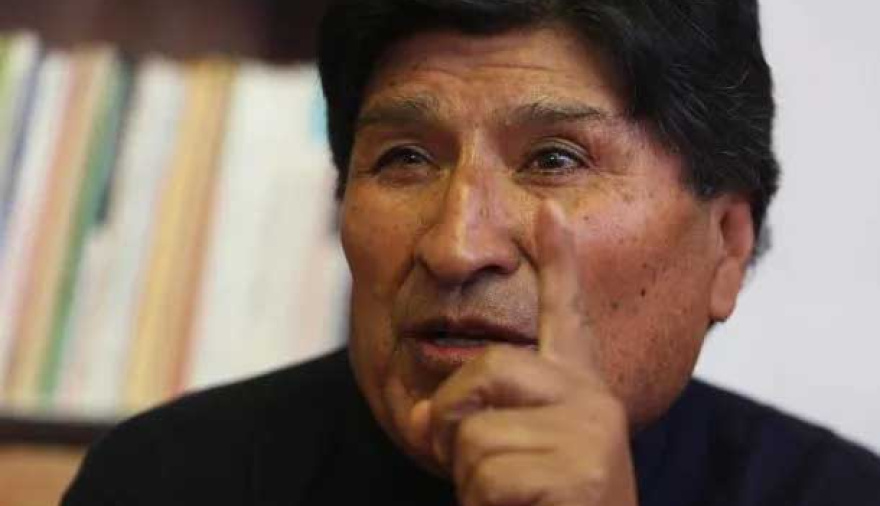Evo Morales acusó a Javier Milei de apoyar la represión en Bolivia con el envío de armas