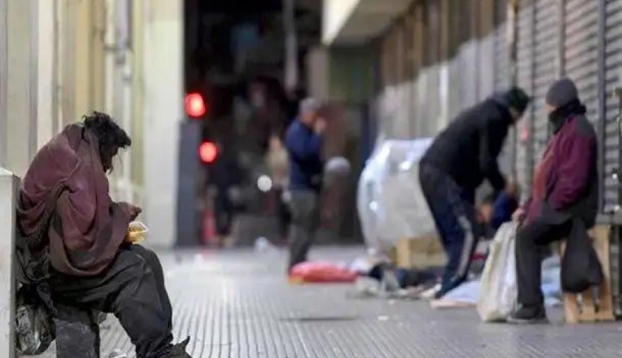 Más de 1,9 millones de personas cayeron en la pobreza entre enero y junio de este año