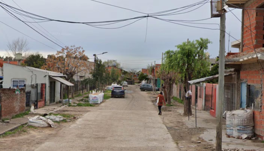 Una adolescente de 14 años denunció que un vecino abusó de ella y su hermano lo mató a puñaladas