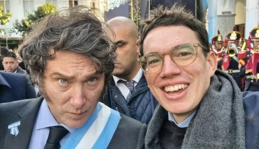 Denuncian a un legislador cordobés cercano a Agustín Laje por sus dichos contra el colectivo trans