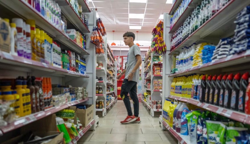 El INDEC difunde hoy el dato de inflación de septiembre y los especialistas estiman que rondará el 2%