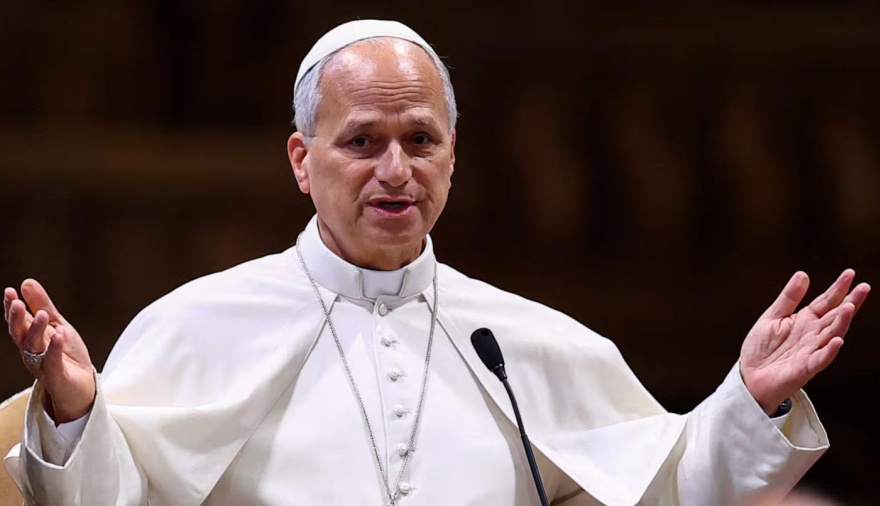 El papa León XIV pasó una noche tranquila tras la extirpación de un tumor maligno en el pulmón: cómo sigue su recuperación