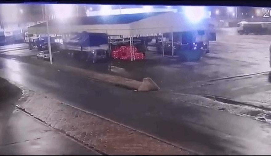 Bajó de su camioneta y murió aplastada: la dramática tragedia que conmocionó al Mercado Central