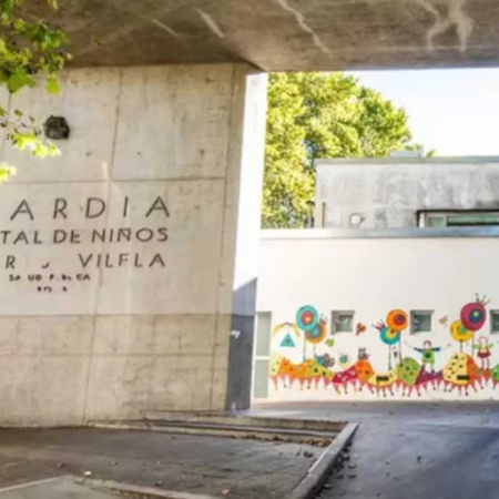 El bebé de seis meses que fue abusado sexualmente en Rosario recibió el alta: cuál es la situación del acusado