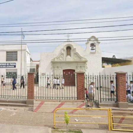 Un nene de 9 años atacó a su maestra en una escuela en Santa Fe