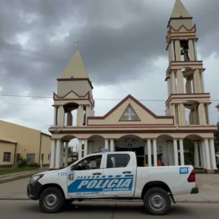 Conmoción en Chaco: investigan si una mujer abandonó a su bebé en la puerta de una iglesia