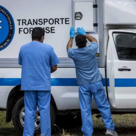 Investigan el asesinato de un hombre de 60 años en un barrio de Salta: hay 12 adultos y dos menores detenidos