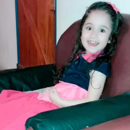 Luana llevaba un mes muerta en su cama y su madre usaba insecticidas para tapar el olor
