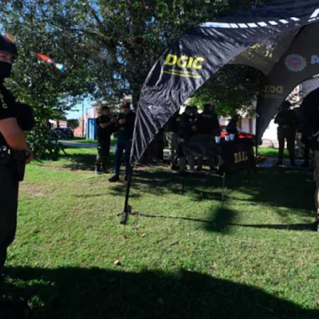 Córdoba cobrará los operativos de seguridad a los padres de alumnos que hagan amenazas de tiroteos en escuelas