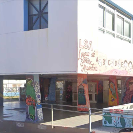 Un adolescente de 15 años apuñaló a un compañero del colegio en Río Negro: hay tres demorados