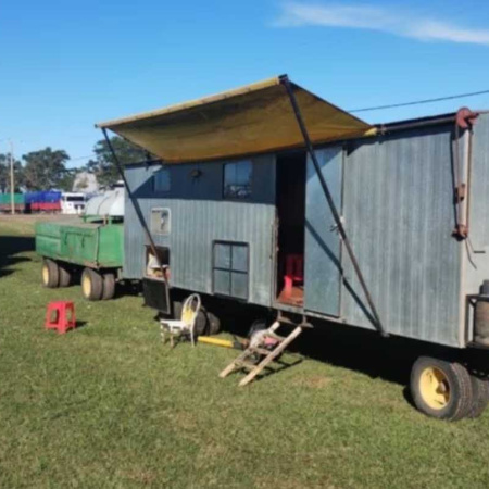 Detuvieron a dos empleados por la muerte de un contratista rural: sospechan que quisieron simular un suicidio