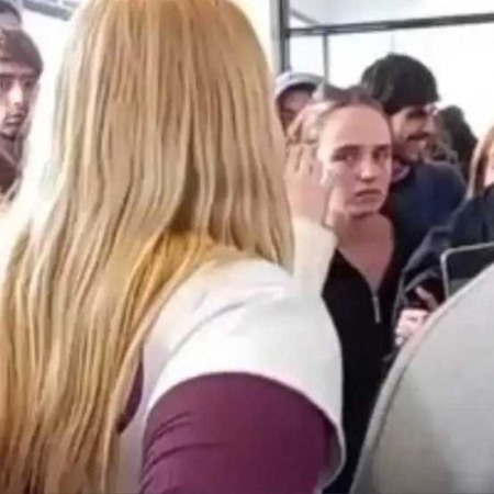 Estudiantes kirchneristas y de izquierda "corrieron" a sectores libertarios en Piscología de la UNLP