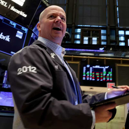 El riesgo país vuelve a superar los 500 puntos: qué pasa con el dólar y las acciones