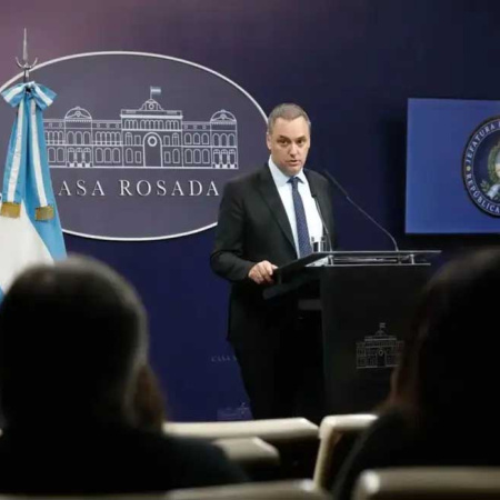 Ultimátum a Adorni: aliados y opositores buscarán interpelarlo el 2 de julio y están cerca de removerlo