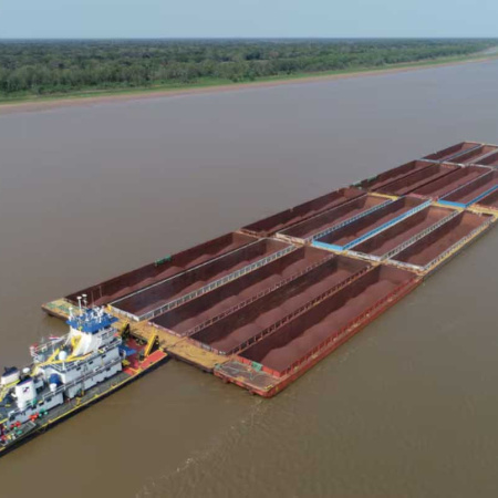 El Gobierno hizo oficial la privatización de la Hidrovía y anunció que generará una baja del 13% en los costos logísticos