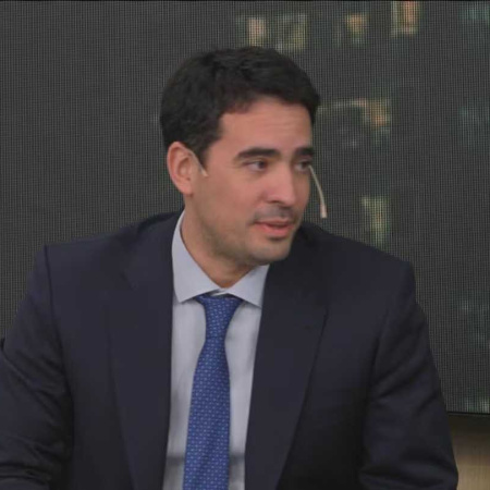 El nuevo vocero Adrián Ravier se diferenció de Adorni: “Con Santilli vamos a intentar ser menos chocantes”
