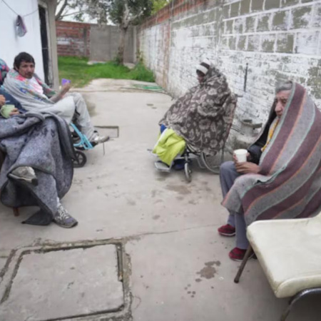Se entregó la mujer acusada de manejar el geriátrico clandestino donde encontraron a adultos mayores hacinados y sin comida