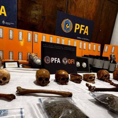 Detuvieron al jefe Antidrogas de la Policía Federal en Córdoba: lo acusan de haber robado dinero de varios operativos