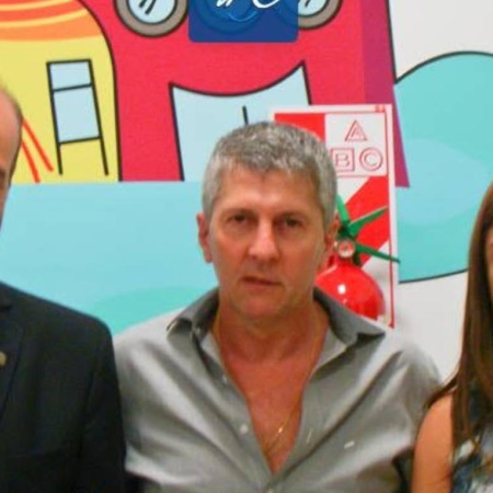 La historia de Jorge Messi que pocos conocen: financió becas para médicos y aportó a la reconstrucción de una sala de un hospital