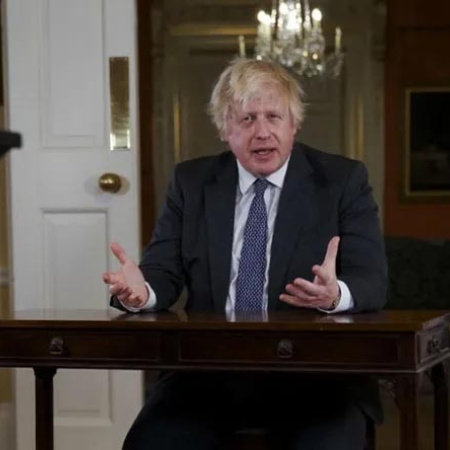 Tras el mensaje de Javier Milei, Boris Johnson pidió refuerzos militares en las Islas Malvinas