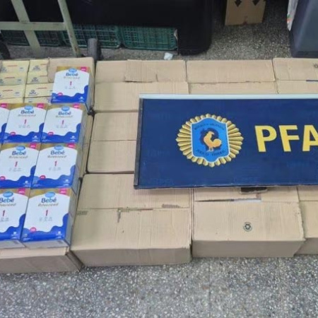 Alerta por una falsa leche para bebé que se vendía en supermercados y contiene una toxina peligrosa